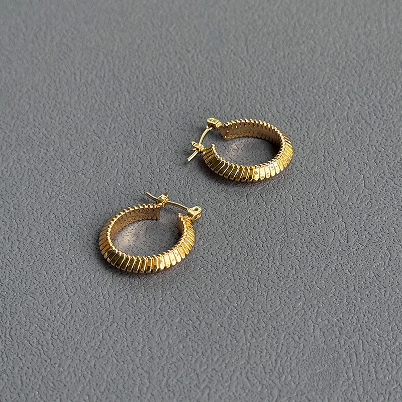 Vintage French Retro Striped Gold Snake Bone Ear Cuff
