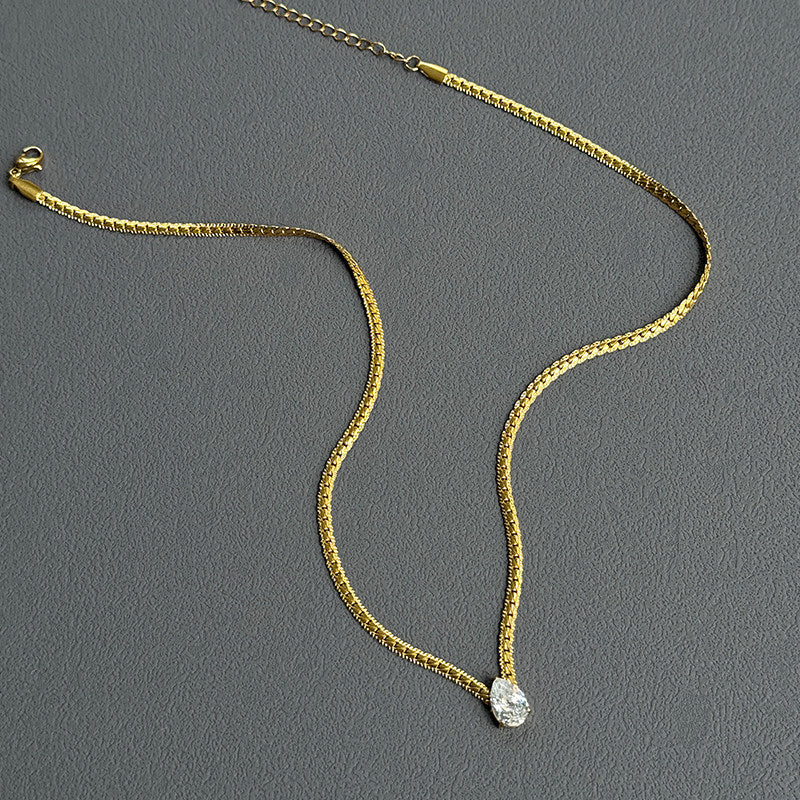 Trendy Snake Bone Chain with Teardrop Zircon Pendant Minimalist Collarbone Necklace