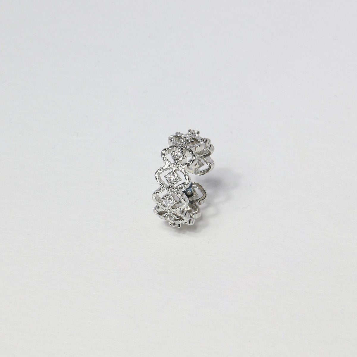 Italian Handmade Hollow Lace Vintage Court Floating Diamond Ring