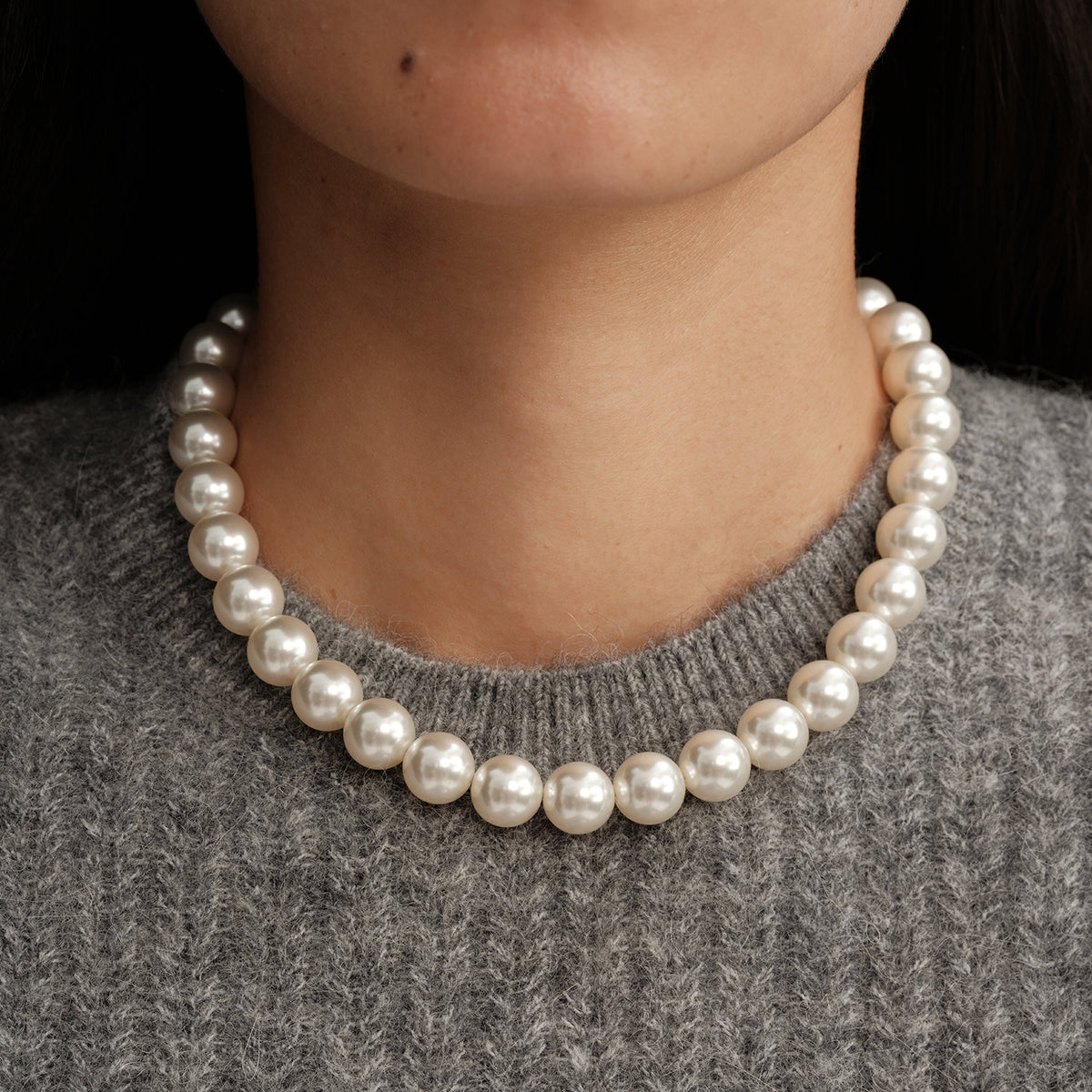 Perfect Round High-Luster Pearl Necklace – Versatile, Elegant, Classic, Available in Multiple Sizes