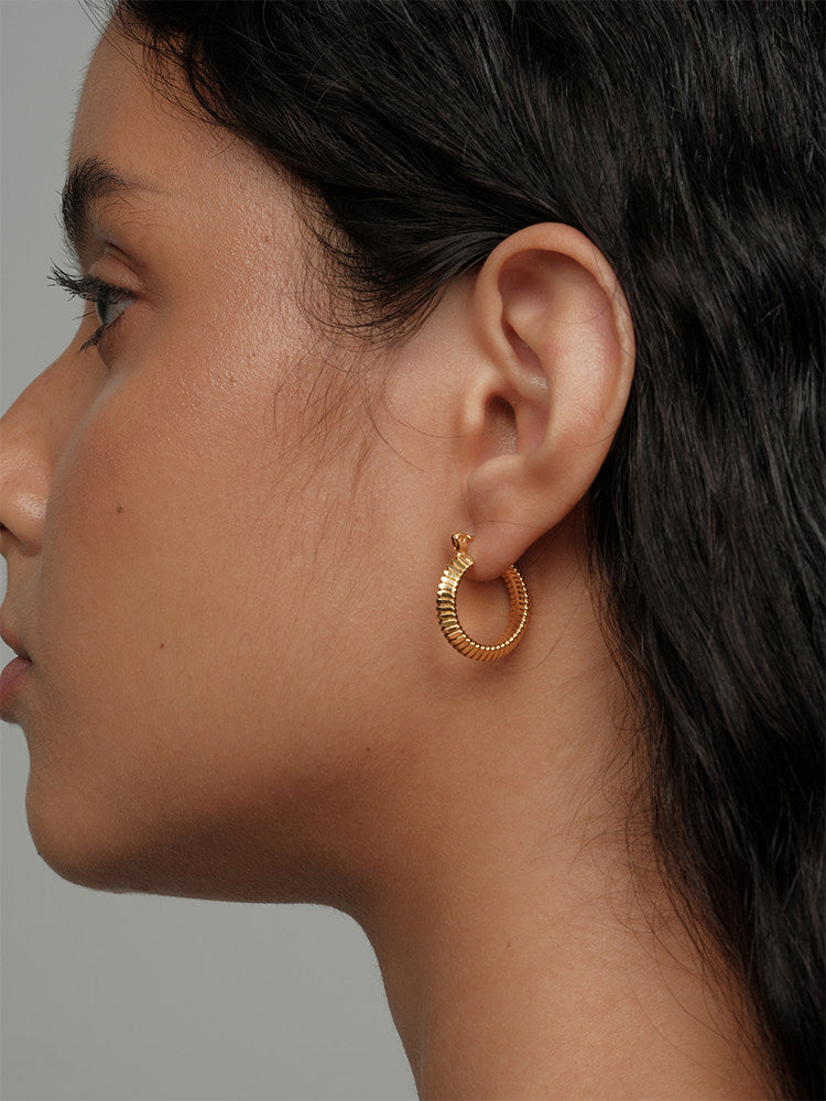 Vintage French Retro Striped Gold Snake Bone Ear Cuff