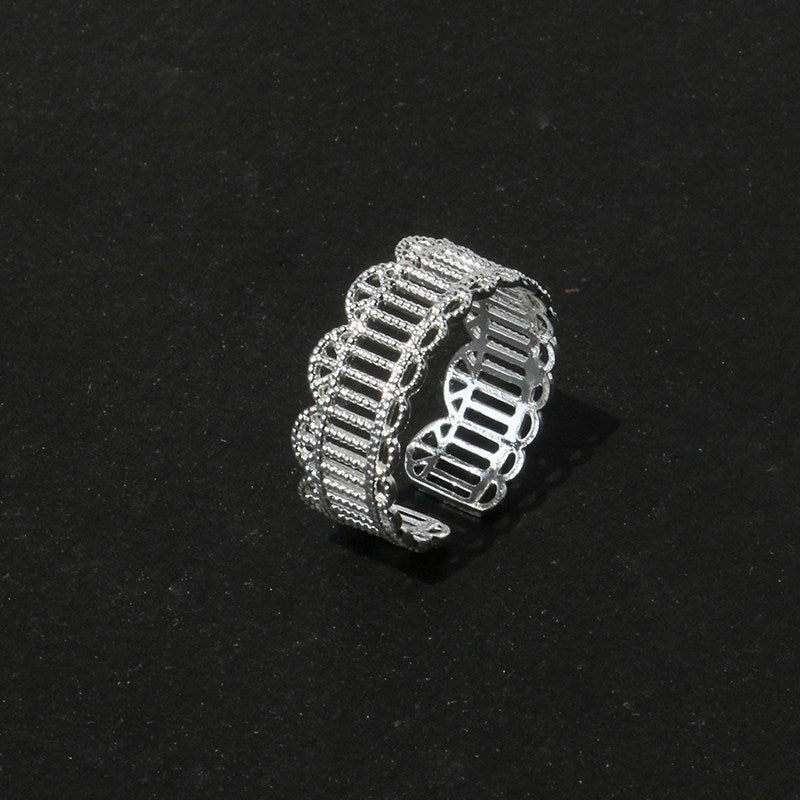 French Exquisite Embroidered Lace Hollow Pattern Rhinestone Vintage Ring