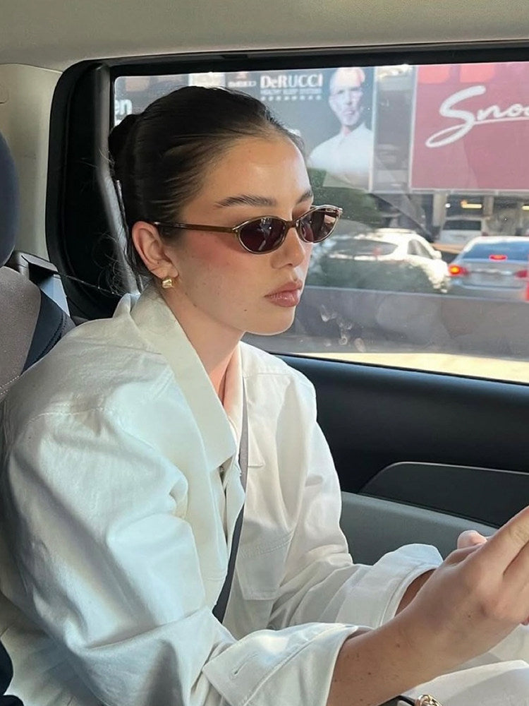 Retro Narrow Frame Butterfly Oval Sunglasses for Women - Sexy Vintage Slim Design