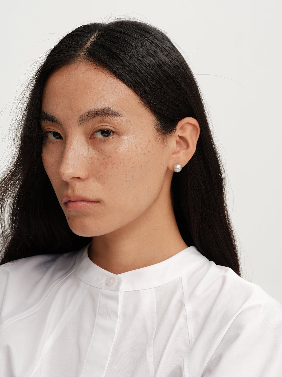 Classic Minimalist Pearl Earrings - Round, Versatile, Multiple Sizes
