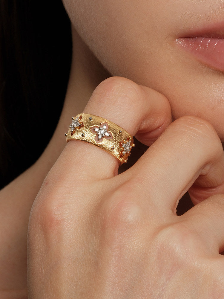 CnHnOn Fat Shop Italian-Style Openwork Filigree Vintage Palace Four-Leaf Clover Rhinestone Ring