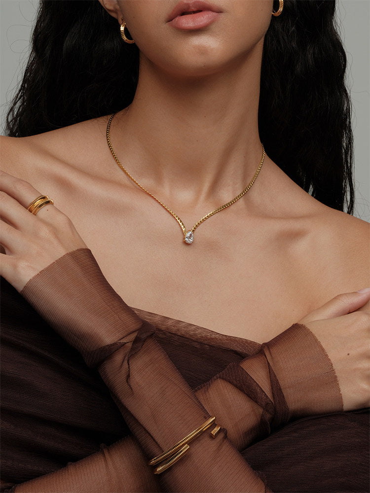 Trendy Snake Bone Chain with Teardrop Zircon Pendant Minimalist Collarbone Necklace