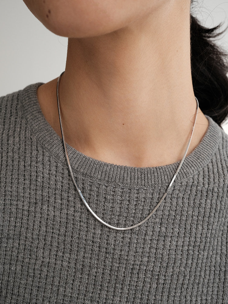 CnHnOn Fat Shop High-Color Square Snake Chain Necklace – Minimalist, Versatile, Fashionable