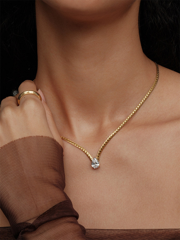 Trendy Snake Bone Chain with Teardrop Zircon Pendant Minimalist Collarbone Necklace