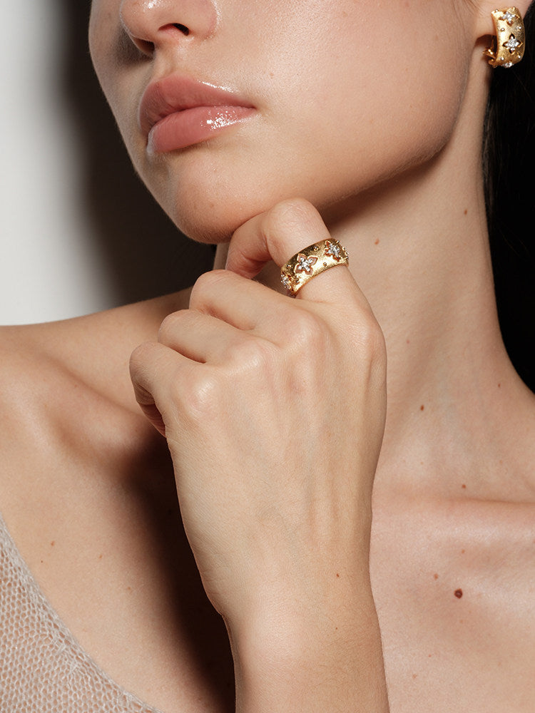 CnHnOn Fat Shop Italian-Style Openwork Filigree Vintage Palace Four-Leaf Clover Rhinestone Ring