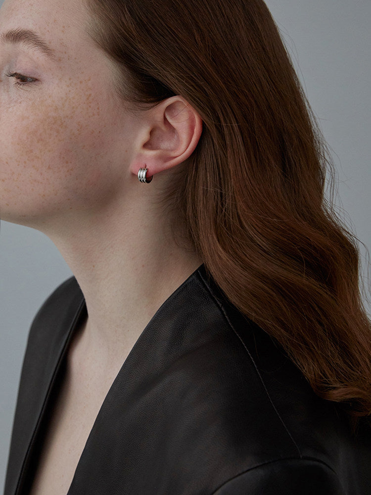 CnHnOn Minimalist Plain Hoop Earrings for Everyday Wear - Simple Circle Earrings for Commute and Daily Use