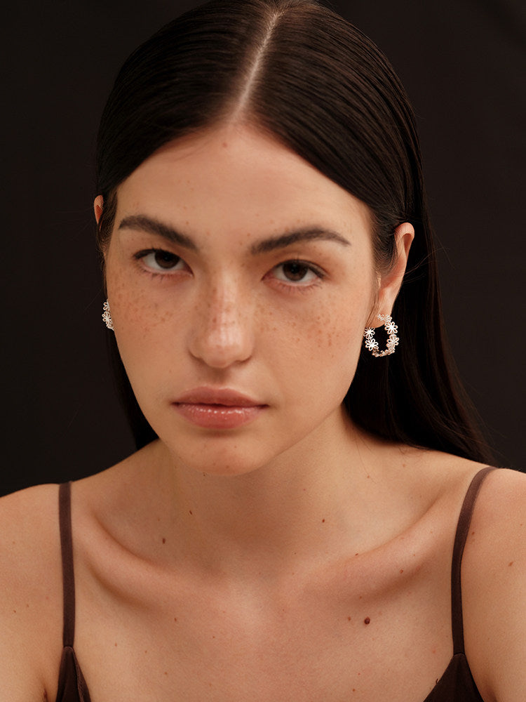 Lace Hollow-Out Embroidered Daisy French Style Earrings